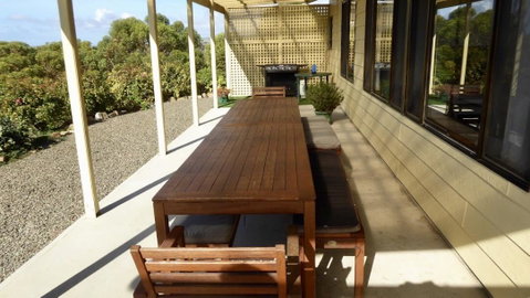 Emu Bay Holiday Homes - Accommodation in Surfers Paradise 13