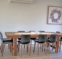 Emu Bay Holiday Homes - Accommodation in Surfers Paradise