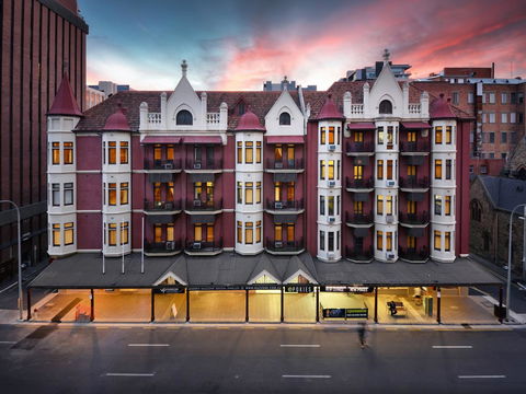 Mansions On Pulteney - Accommodation in Surfers Paradise 0