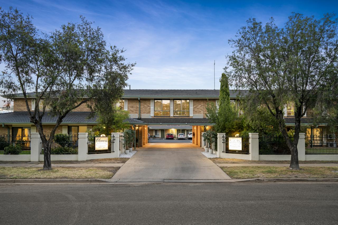 Wagga Wagga NSW Accommodation in Surfers Paradise