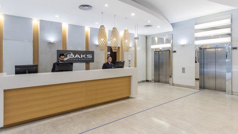 Oaks Adelaide Embassy Suites - Accommodation in Surfers Paradise 4