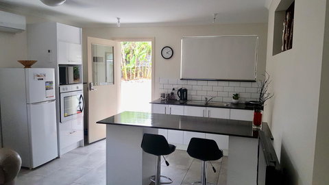 Inna Nutshell - Accommodation in Surfers Paradise 21