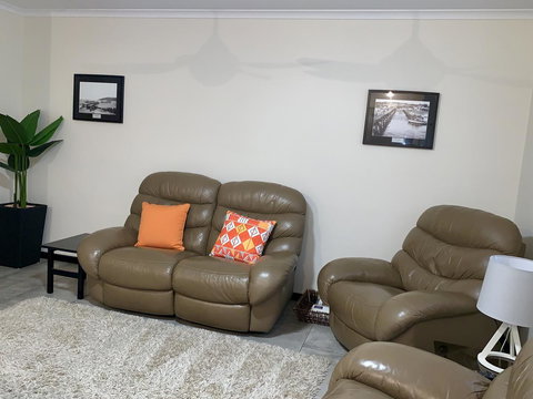 Inna Nutshell - Accommodation in Surfers Paradise 5