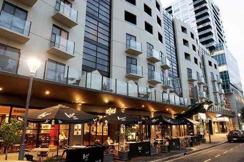 Mantra Hindmarsh Square - Accommodation in Surfers Paradise 3
