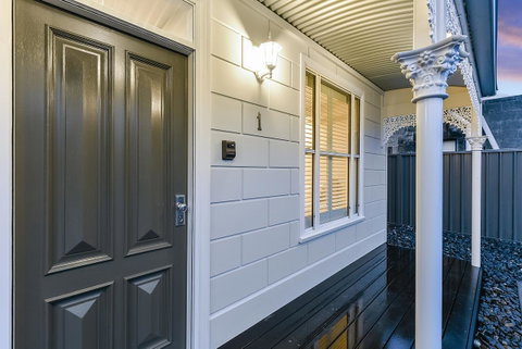 Aloha Central Luxury Apartments - Accommodation in Surfers Paradise 22