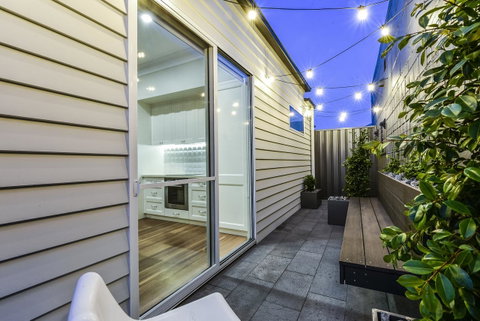 Aloha Central Luxury Apartments - Accommodation in Surfers Paradise 13