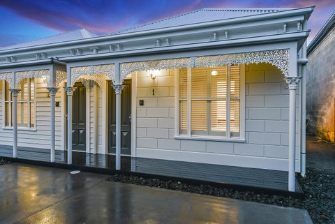 Aloha Central Luxury Apartments - Accommodation in Surfers Paradise 1