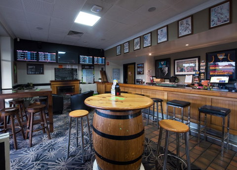 Nightcap At Rose & Crown Hotel - Accommodation in Surfers Paradise 7