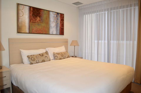 APTonNorthTCE - Accommodation in Surfers Paradise 3