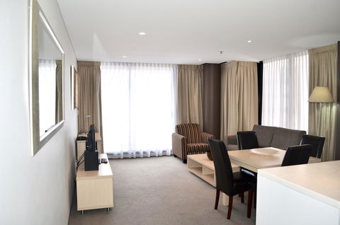 APTonNorthTCE - Accommodation in Surfers Paradise 0