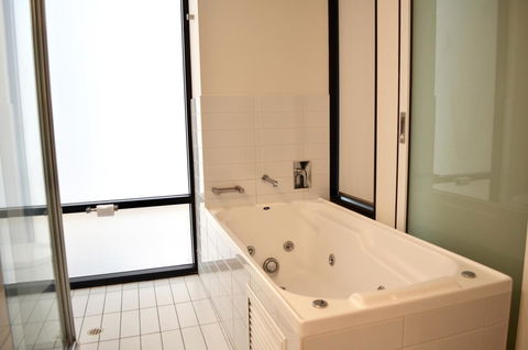 APTonNorthTCE - Accommodation in Surfers Paradise 15