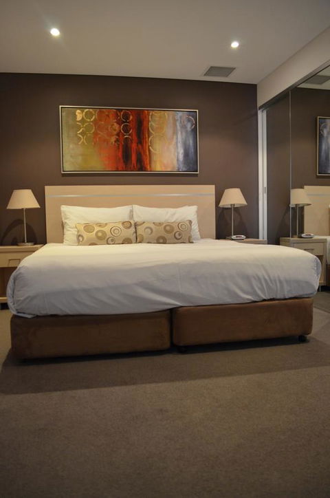APTonNorthTCE - Accommodation in Surfers Paradise 2