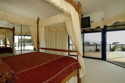Doyles On The Bay - Accommodation in Surfers Paradise 24