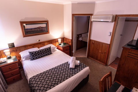 Astor Inn - Accommodation in Surfers Paradise 8