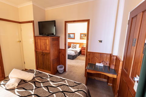 Astor Inn - Accommodation in Surfers Paradise 13
