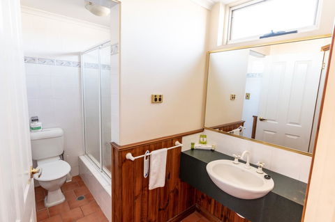 Astor Inn - Accommodation in Surfers Paradise 14