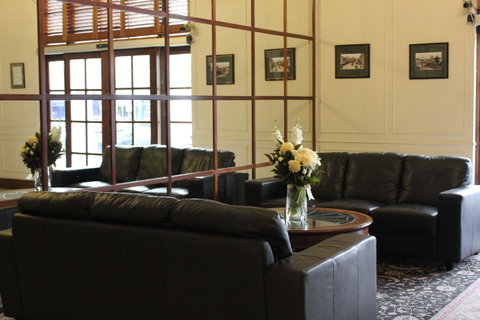 Adelaide Inn - Accommodation in Surfers Paradise 3