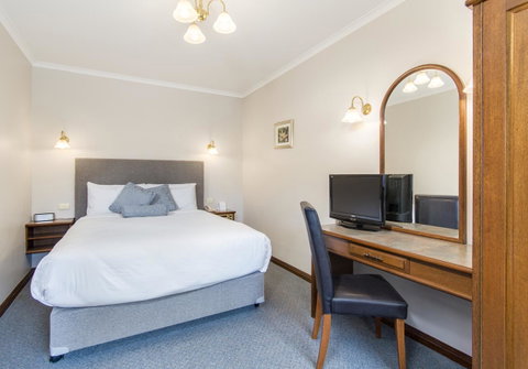Adelaide Inn - Accommodation in Surfers Paradise 4