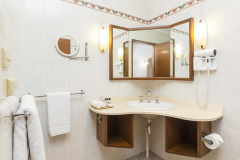 Adelaide Inn - Accommodation in Surfers Paradise 11