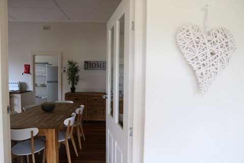 Merellaan - Accommodation in Surfers Paradise 4