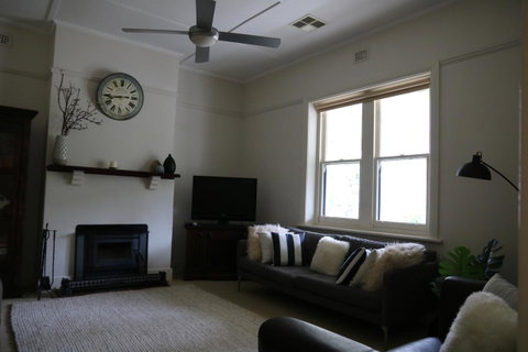 Merellaan - Accommodation in Surfers Paradise 16