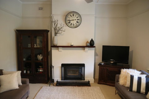 Merellaan - Accommodation in Surfers Paradise 23