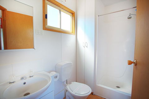Discovery Parks - Adelaide Beachfront - Accommodation in Surfers Paradise 2