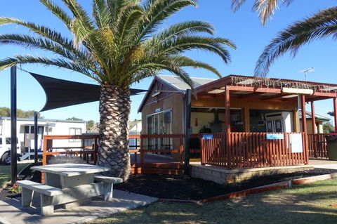 Discovery Parks - Adelaide Beachfront - Accommodation in Surfers Paradise 18