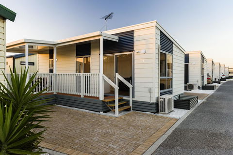 Discovery Parks - Adelaide Beachfront - Accommodation in Surfers Paradise 21