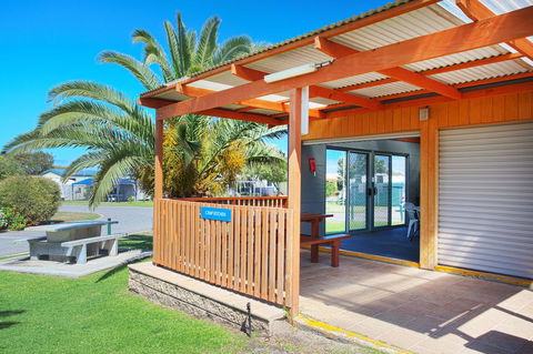 Discovery Parks - Adelaide Beachfront - Accommodation in Surfers Paradise 32