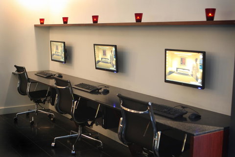 Adelaide Rockford - Accommodation in Surfers Paradise 22