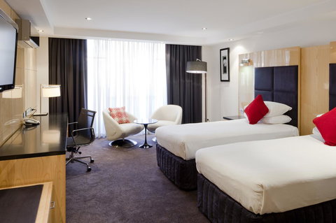 Adelaide Rockford - Accommodation in Surfers Paradise 6