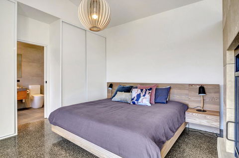 Shadow Creek McLaren Vale - Accommodation in Surfers Paradise 13