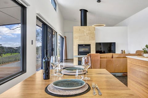 Shadow Creek McLaren Vale - Accommodation in Surfers Paradise 0