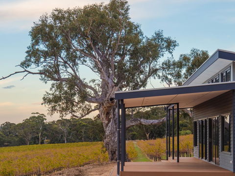 Shadow Creek McLaren Vale - Accommodation in Surfers Paradise 19