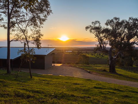 Shadow Creek McLaren Vale - Accommodation in Surfers Paradise 3