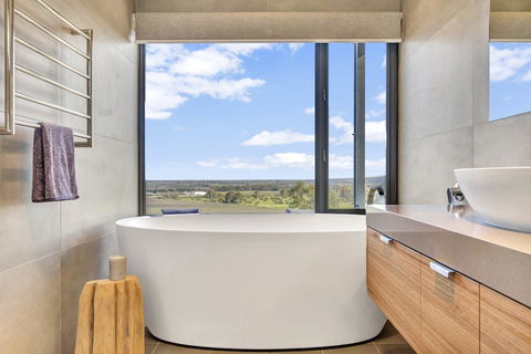 Shadow Creek McLaren Vale - Accommodation in Surfers Paradise 4