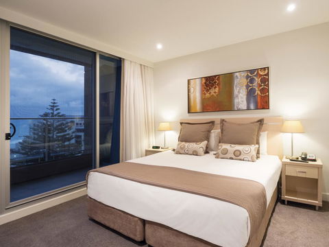 Oaks Glenelg Liberty Suites - Accommodation in Surfers Paradise 12