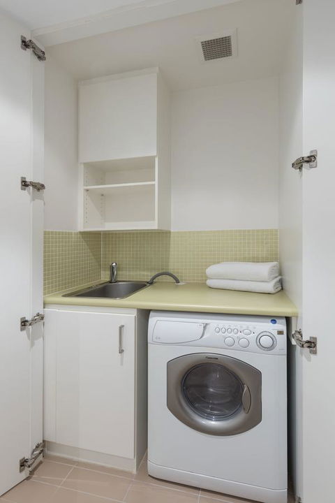 Oaks Glenelg Liberty Suites - Accommodation in Surfers Paradise 29
