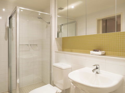 Oaks Glenelg Liberty Suites - Accommodation in Surfers Paradise 23