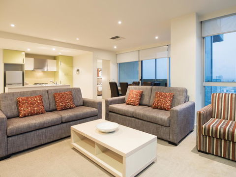 Oaks Glenelg Liberty Suites - Accommodation in Surfers Paradise 25