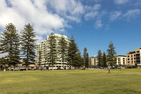 Oaks Glenelg Liberty Suites - Accommodation in Surfers Paradise 10