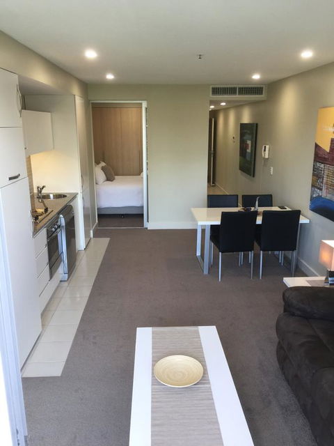 Beachside Luxury Getaway In Glenelg - Accommodation in Surfers Paradise 18