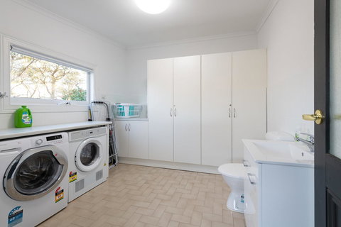 The Other House - Accommodation in Surfers Paradise 18