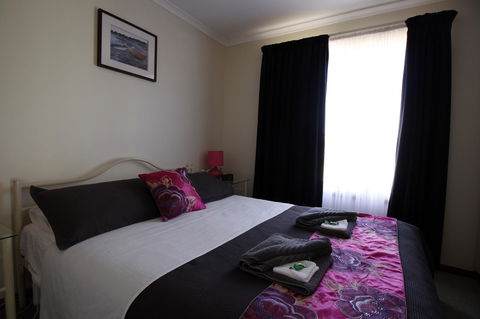 Cape Jervis Holiday Units - Accommodation in Surfers Paradise 4