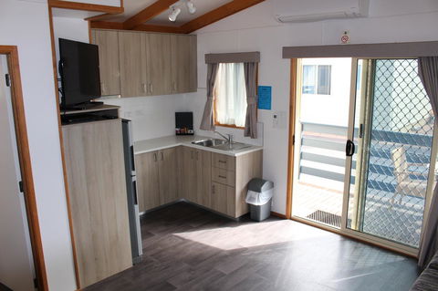 Ceduna Foreshore Caravan Park - Accommodation in Surfers Paradise 7