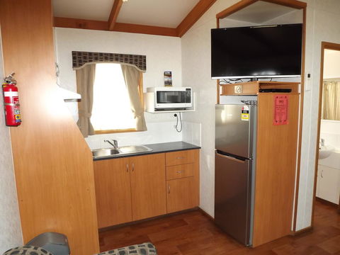 Ceduna Foreshore Caravan Park - Accommodation in Surfers Paradise 14