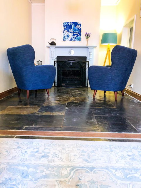 Inglenook Cottage - Accommodation in Surfers Paradise 15