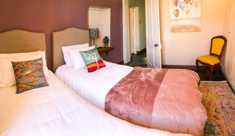 Inglenook Cottage - Accommodation in Surfers Paradise 26