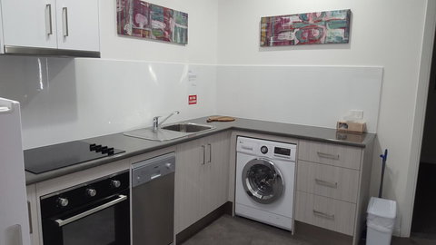 Aart Apartments - Accommodation in Surfers Paradise 6